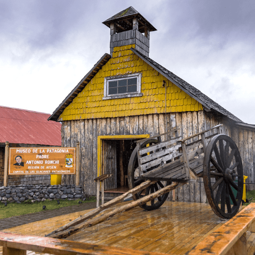 Capilla Villa O'Higgins Cultural en Aysén Patagonia